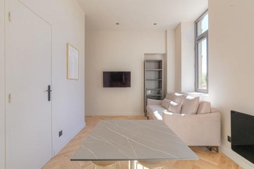 Ecully Apartamento | Splendide studio, terrasse ensoleillée, Ecully