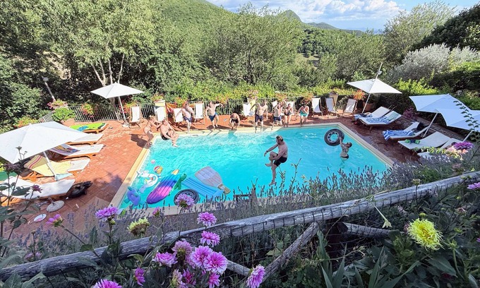 Spoleto Villa | Parque rural de Spoleto con capacidad para 28 personas, zona de actividades, zona infantil, piscina y juegos.