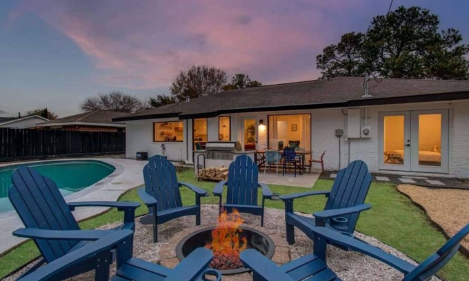 Spring Branch Central Casa | Spring Branch Paradise, 4-BD Backyard Pool Oasis