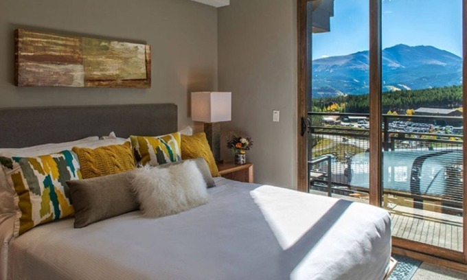 Breckenridge Condominio | Spring Break Suite ~ Breckenridge Grand Colorado ~ True Ski-In/Out