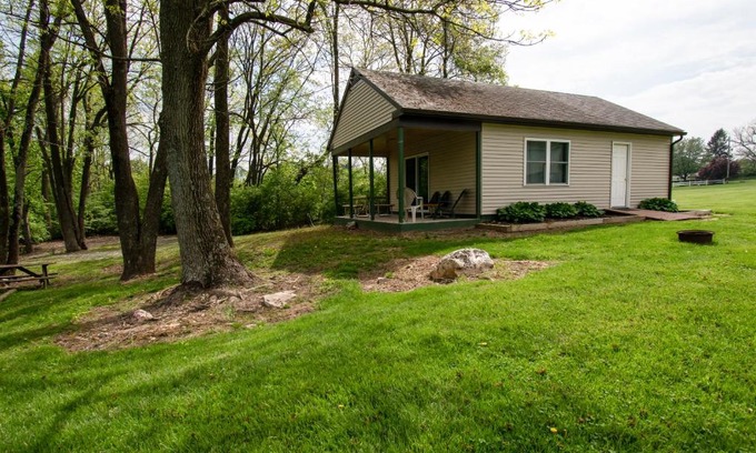 New Holland Complejo | Spring Gulch Lodge 11