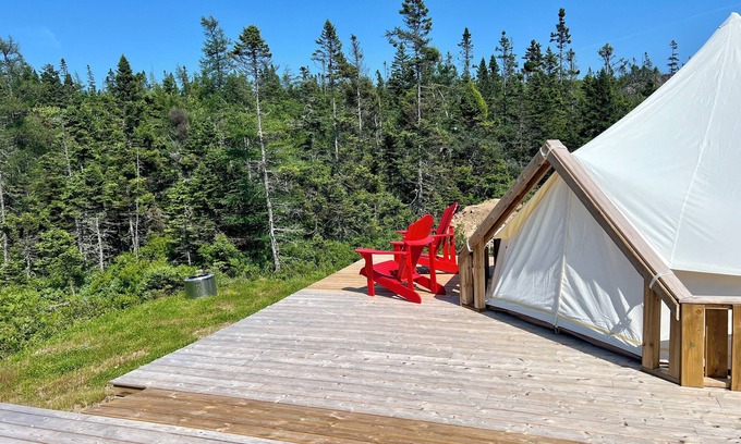 Big Lake Alquiler De RV | Spruce Bell Tent near Peggy's Cove