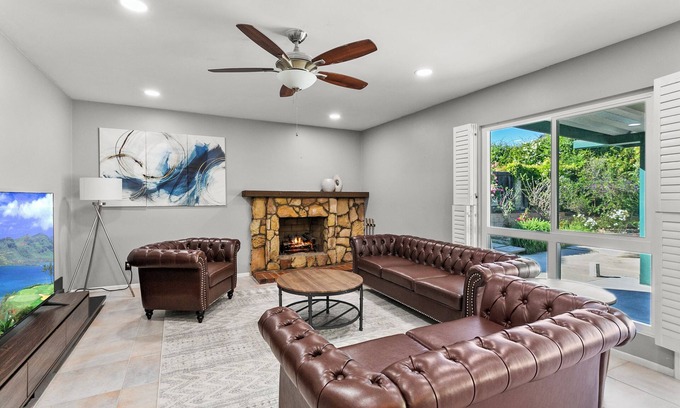 Valle Lindo Casa | Spruce Tree Oasis - Luxurious 4BR Home with Private Pool in Diamond Bar#42117