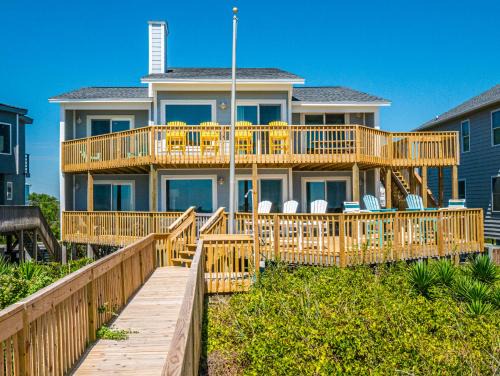 Topsail Beach Casa | Squirrelly Banana