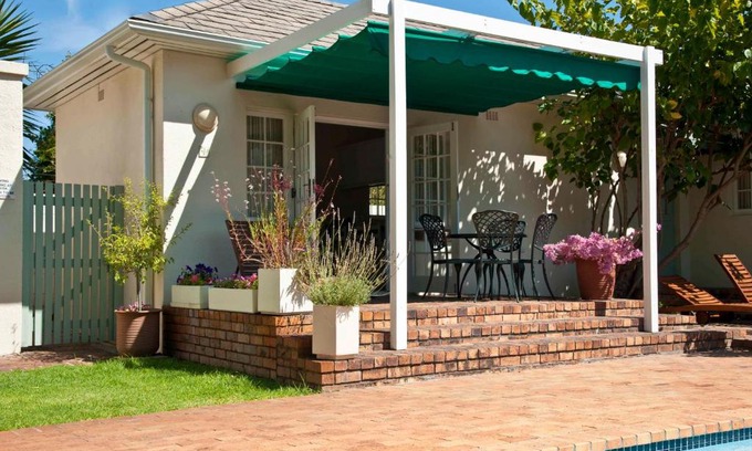 Claremont Apartamento | Squirrels Way Cottages