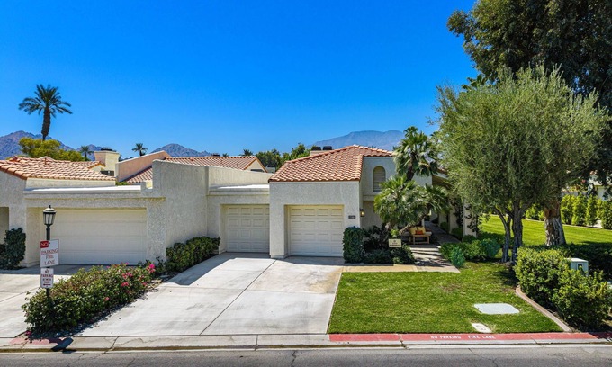 La Quinta Condominio | SRC81 - 3 BD/2 BA, 1591 sf - Remodeled Chapala!