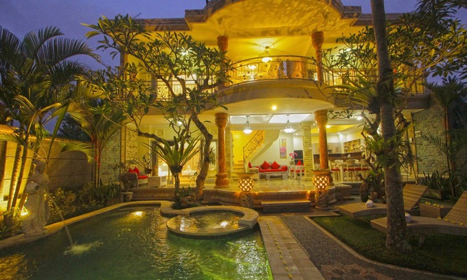 Pejeng Kawan Villa | Sri Permana Villa 4 dormitorios con piscina privada
