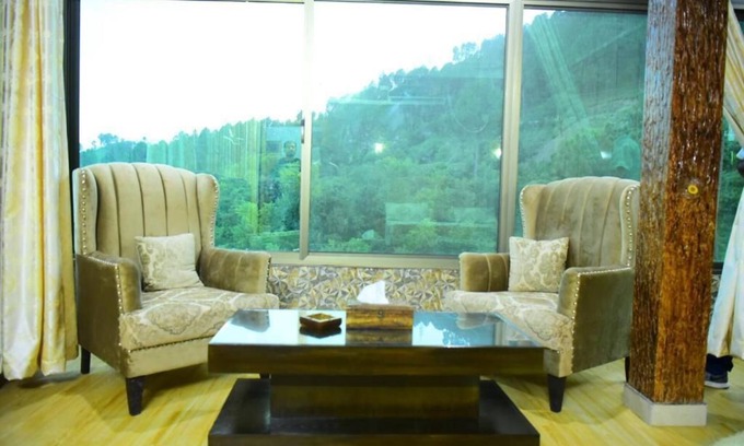 Muzaffarabad Casa | Srinagar Homes