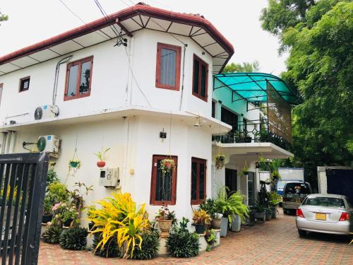 Jaffna Hotel | St Anne's Hotel & Restaurant
