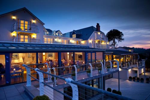 Saundersfoot Hotel | St Brides Spa Hotel & Village Apartments
