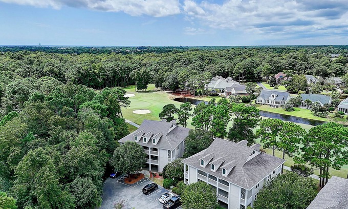 St. James Condominio | St James Hideaway: Charming 2-bedroom condo with WiFi, AC in lovely Southport