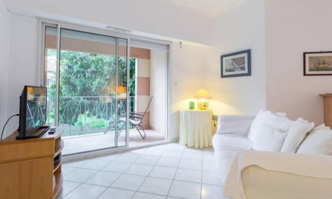 Cap-Ferrat Apartamento | St JEAN CAP FERRAT CENTRAL CONTEMPORARY LOVELY WIFI