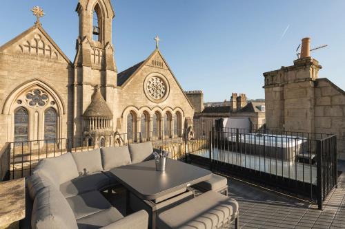 Upper Town Casa | St Paul's House