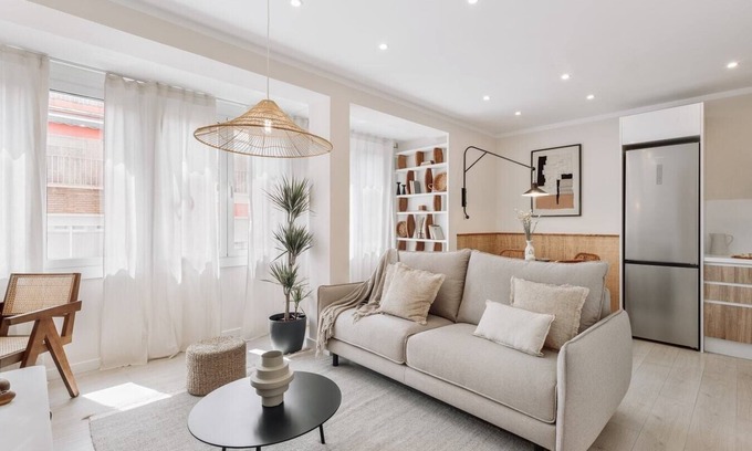Sant Gervasi – la Bonanova Apartamento | Stabia - 2 bedrooms in Sant Gervasi