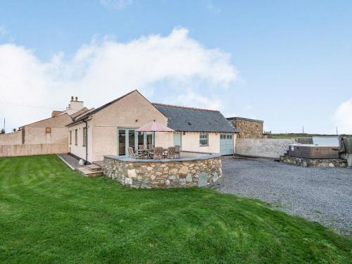 Holyhead Casa | Stack View Cottage
