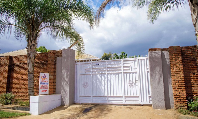 Lilongwe Cama Y Desayuno | Stadium View Executive Guest House