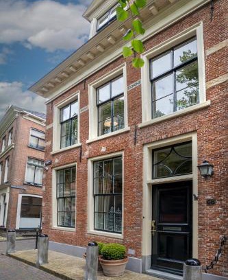 Leeuwarden Apartamento | Stadslogies City House Grande Madame Agaath