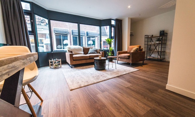 Leeuwarden Casa | Stadslogies D centrum Leeuwarden