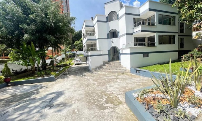 Alejandria Apartamento | Stahl House