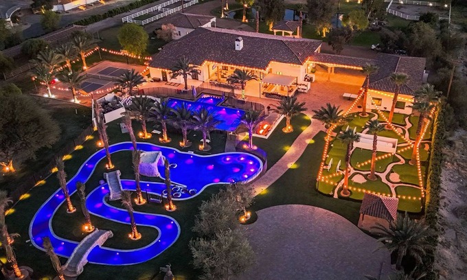 Indio Casa | Stallion Estate Lazy River, Bowling & Theater