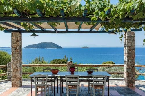 Elios Casa | Stamatiou Estate