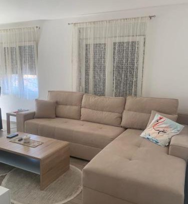 Mladenovac Apartamento | Stan na dan Djole