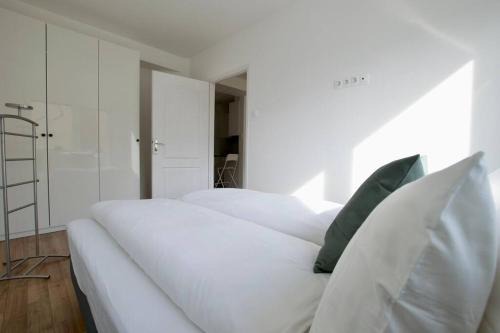 Terezvaros Apartamento | Standard Apartment by Hi5 - Dessewffy 37 suites