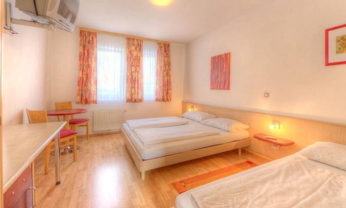 Rust Apartamento | Standard Dreibettzimmer - Hotel am See Rust