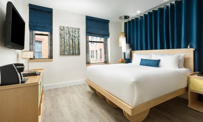 Central Park West Hotel | Standard King Room at Arthouse Hotel New York City, Pets Allowed