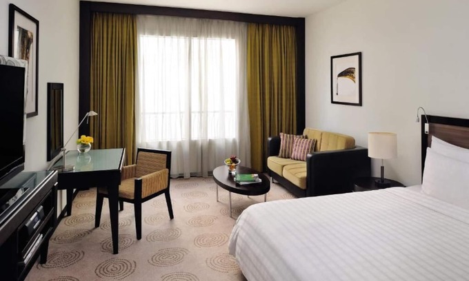 Deira Apartamento | Standard Room Near Abu Bakar Metro Station