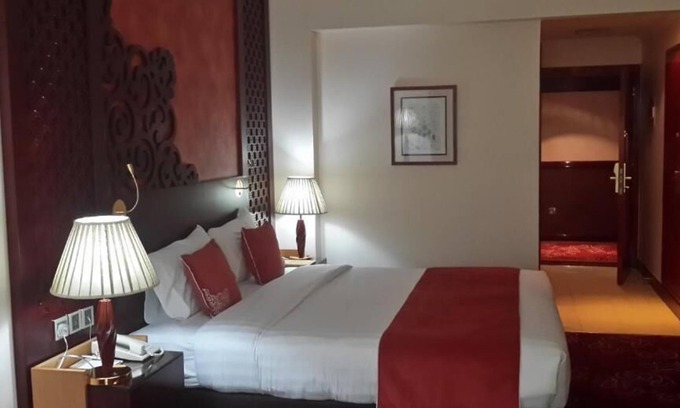 Al Qusais Casa | Standard Room Near Sunrise City Supermarket Ab