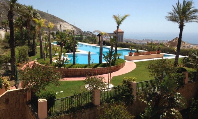 Benalmadena Apartamento | PERMANENTE apartamento en un entorno celestial