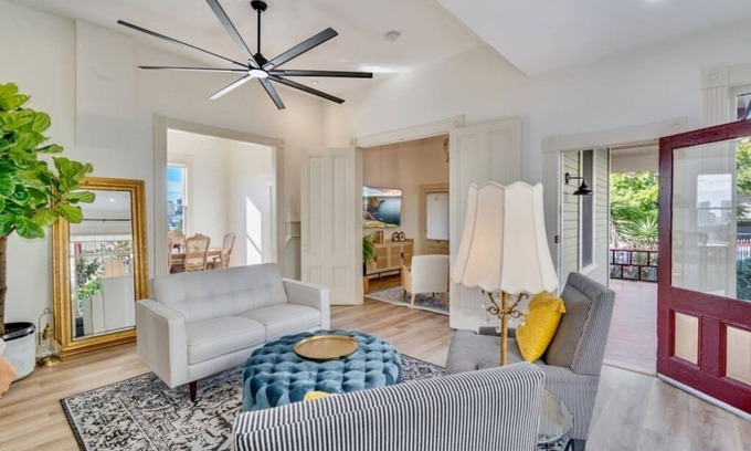 San Diego Casa | Stanton Residence - Downtown Victorian Classic