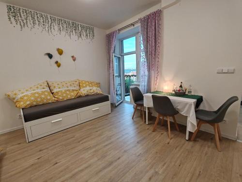 Golcuv Jenikov Apartamento | Star #2C215