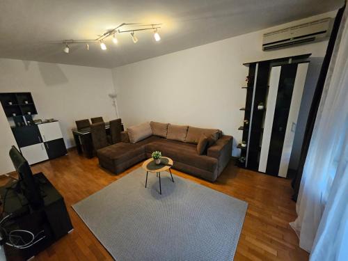 Novi Beograd Apartamento | Star Belville