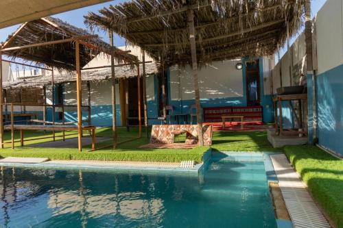 Al Hadd Casa | Star Chalet with Pool & Wifi