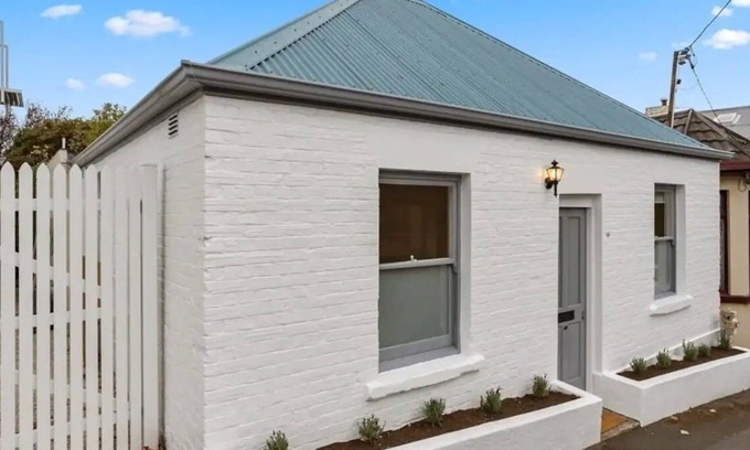 Hobart Central Business District Casa | ‘Star Cottage’ historic, cosy and walking distance to CBD/Salamanca