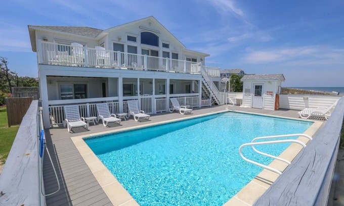 Colington Casa | Wake up to an Outer Banks sunrise from this luxurious oceanfront home