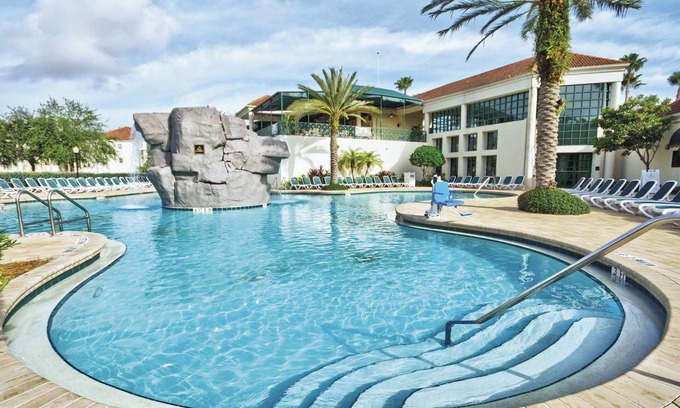 Kissimmee Complejo | Star Island Resort -2 BR Deluxe Suite. Putting Green, Fishing, Pool, Pickleball!