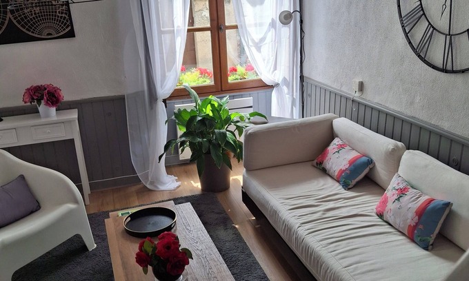 Maire Casa | *** star village house ideal for a family with shops/village