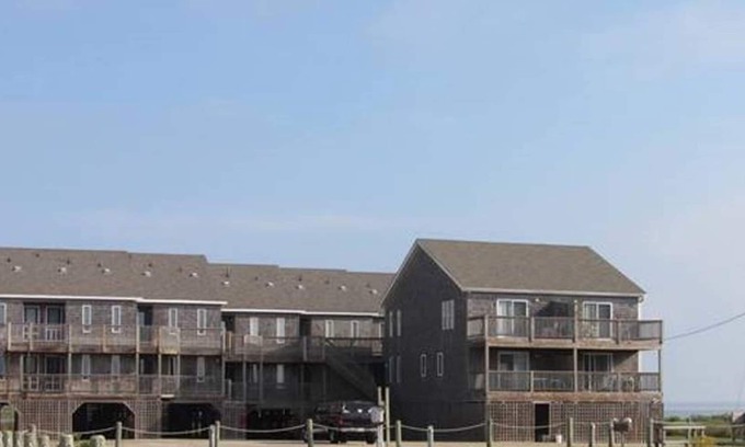 Hatteras Condominio | ¡Starfish es una unidad final con hermosas vistas del sonido Pamlico!