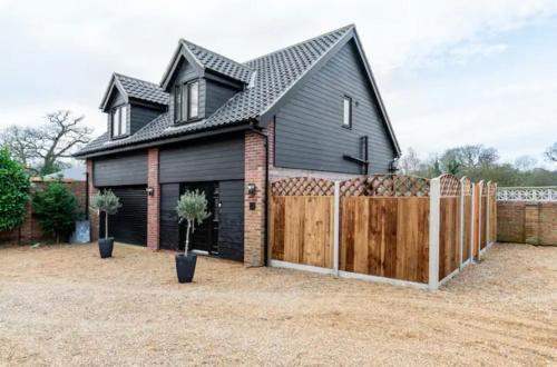 Filby Casa | Stargazing Filby, Norfolk Guest House