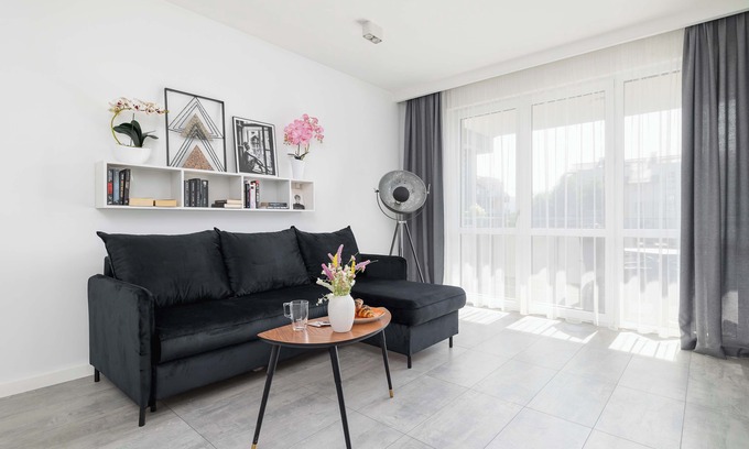 Bielsko-Biala Apartamento | Starzyńskiego 7 | Bielsko-Biała | Modern Apartment | Mountain View | Parking | B