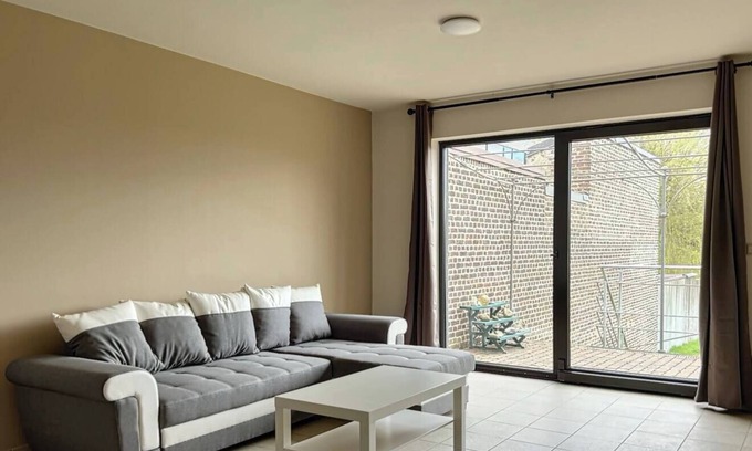 Ransart Apartamento | Station 64 B 1 Charleroi-Airport