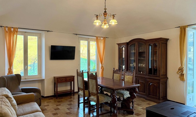 Brozolo Apartamento | Station Apartment
