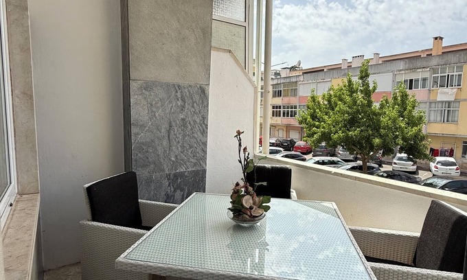 Agualva-Cacem Apartamento | Stay at May's! Modern & Cozy Apartment
