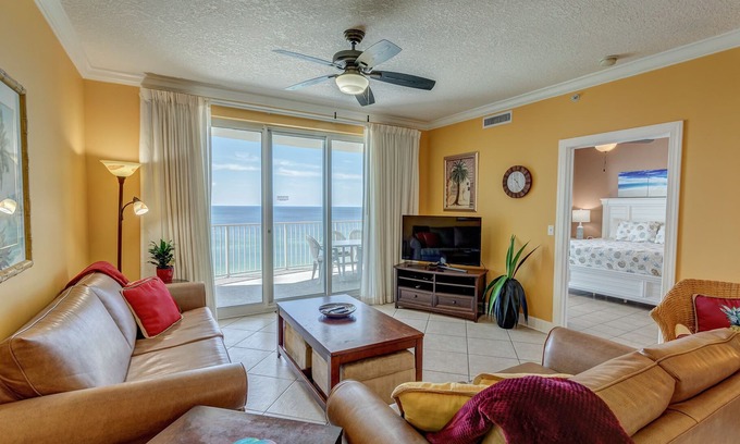 Long Beach Condominio | Hermoso condominio frente al mar con vista al golfo 2BR / 2BA con balcón extra grande !!!