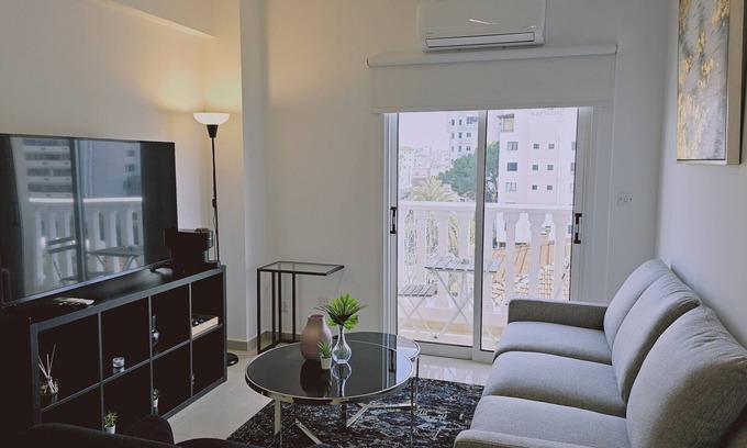 City Centre Apartamento | 104 NIC - 302 STAY Cosmo City Suite