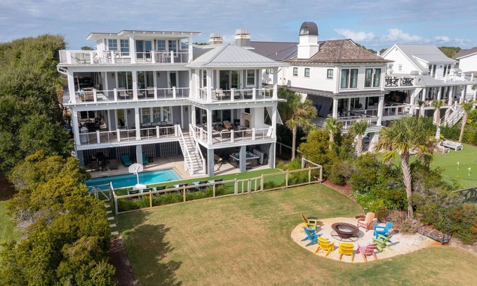 Isle of Palms Casa | Stay @ Endless Summer on Isle of Palms