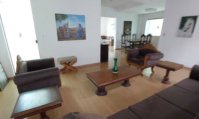 Regiao Urbana Homogenea X Casa | Stay in a Private Suite with Mountain Views